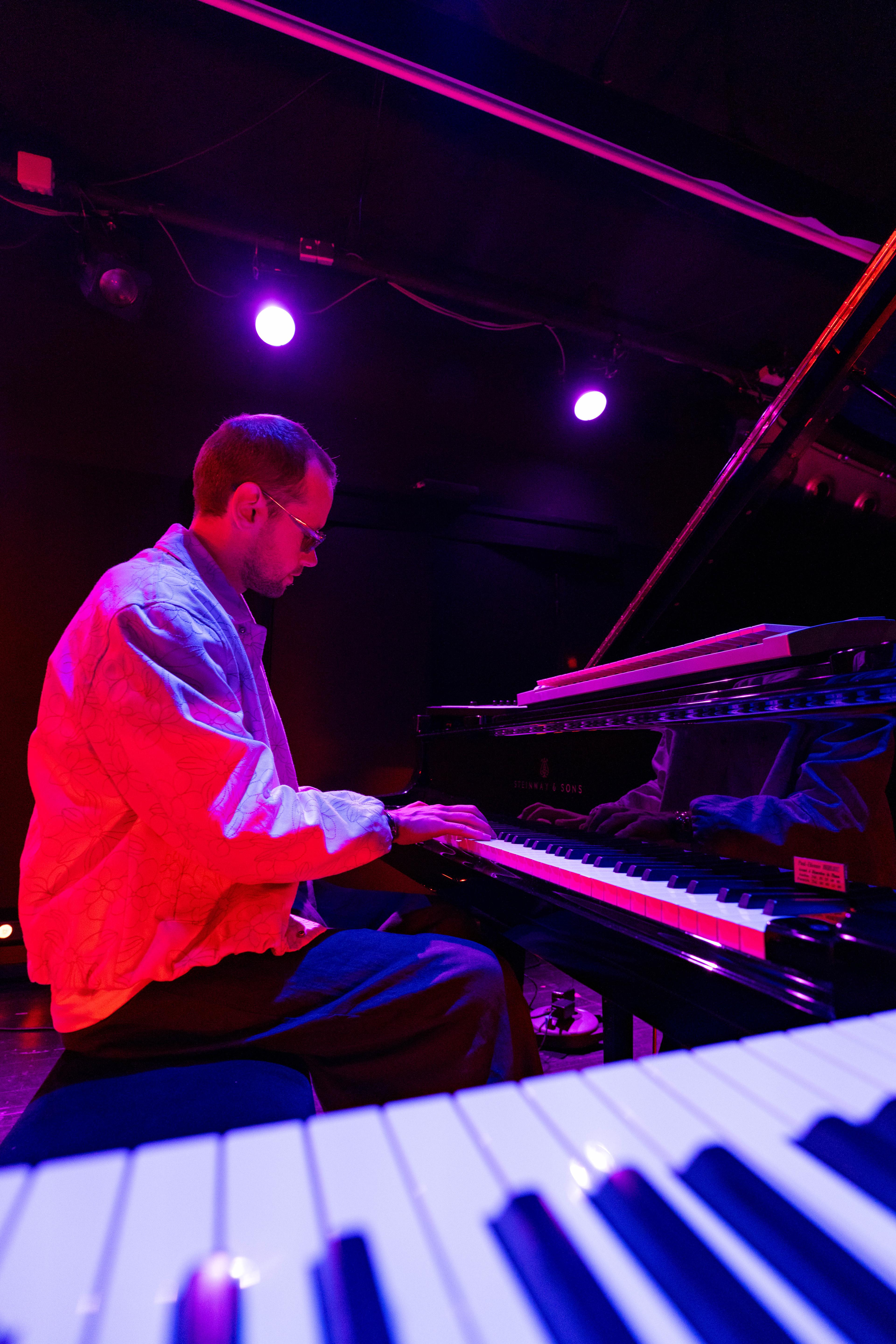 Valentin Barray - Pianiste